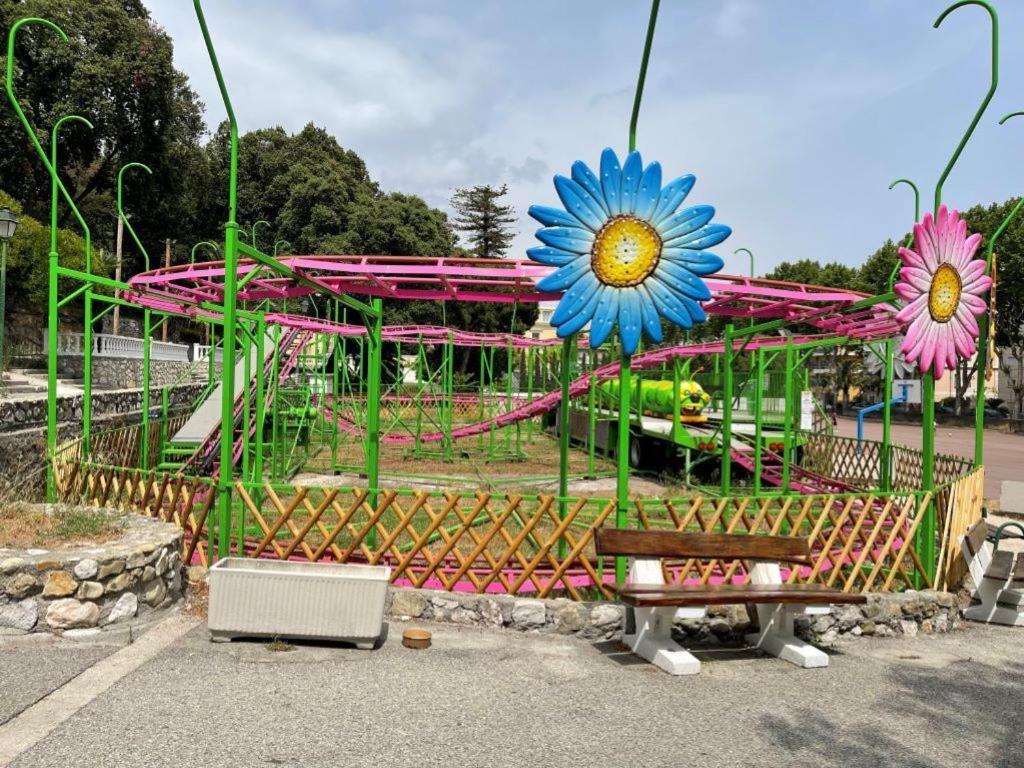Location Saisonniere Menton 220 M Des Plages Exterior photo